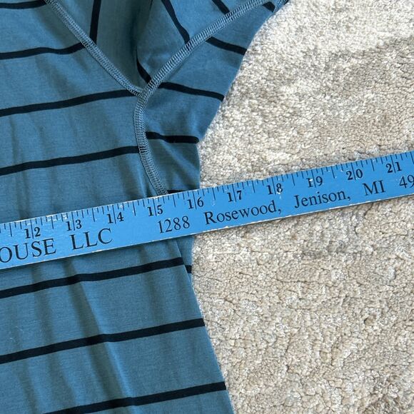 Patagonia Capilene Cool Trail Shirt Womens Small Long Sleeve Teal Striped Tee - Picture 8 of 9